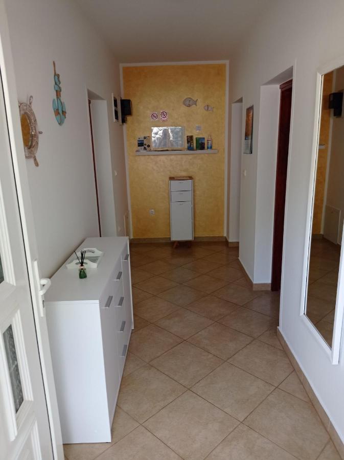 Apartment Zlatko Матулі Екстер'єр фото