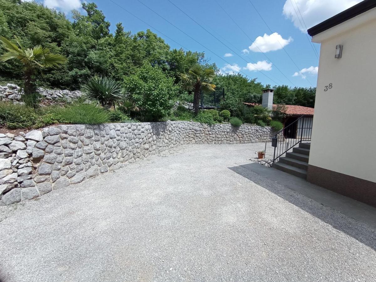 Apartment Zlatko Матулі Екстер'єр фото